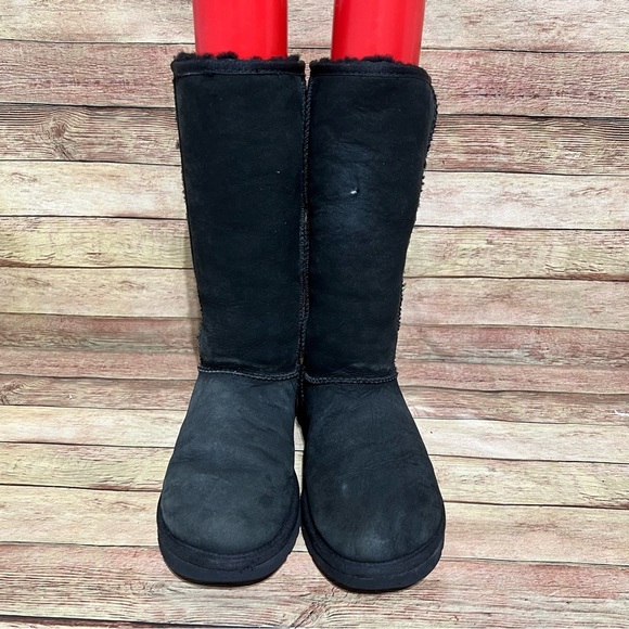 Ugg Black Classic Tall Boots - Picture 5 of 10